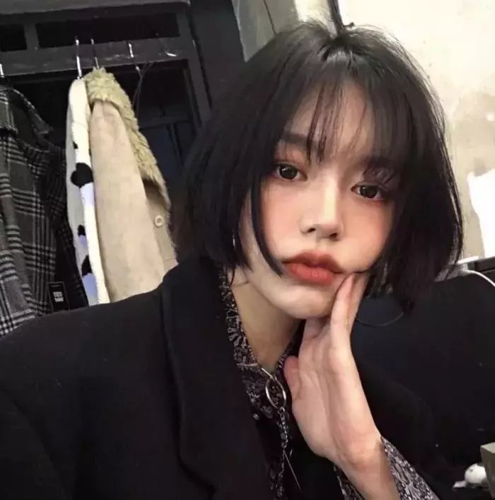 以遇刺为生的女人